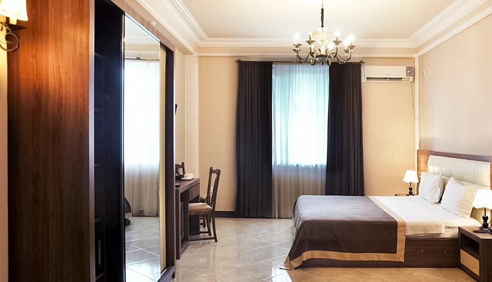 هتل گرمی تفلیس